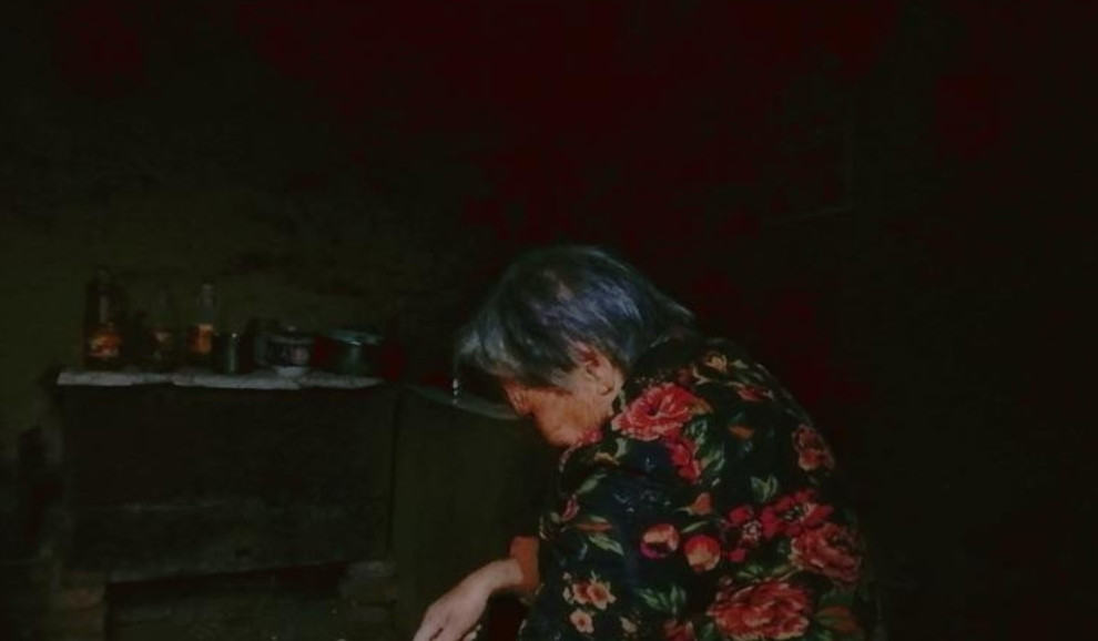婶婶对我：你就是离婚的命。深更半夜刷到这句话时老子差点跳起来，前夫当年出轨狗