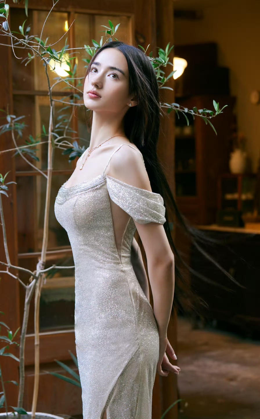 吴磊李宛妲剑来吴磊很熟悉，李宛妲是谁，没听过这个人，是干嘛的？不过据说是中德混