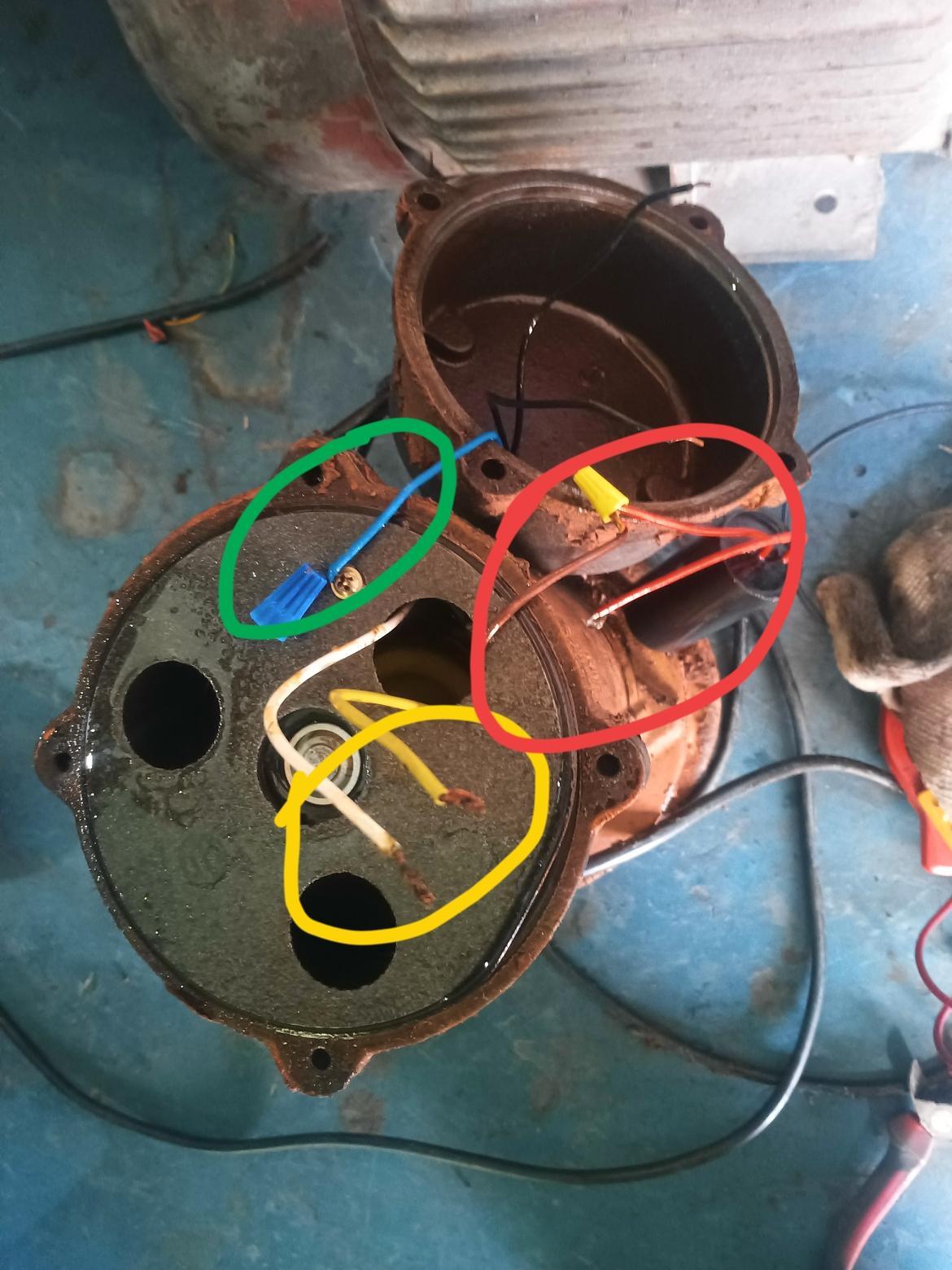 接错线导致马达烧掉,人事那边立马罚我们电工组1000元,我们电工组一共5个电工,