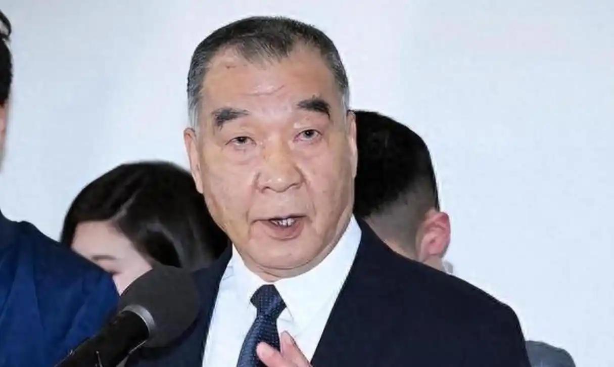 你要打多久我就陪多久！只要大陆战机敢越线，台军就开第1枪击落。邱国正一边大声