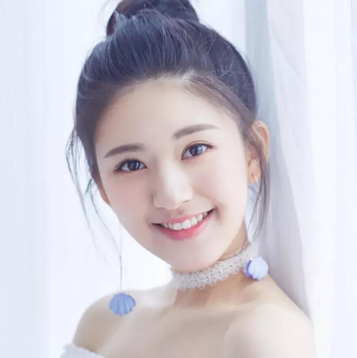 元气少女，微笑的力量！😊✨美少女的微笑阳光少女照自然元气少女萌萌哒笑容