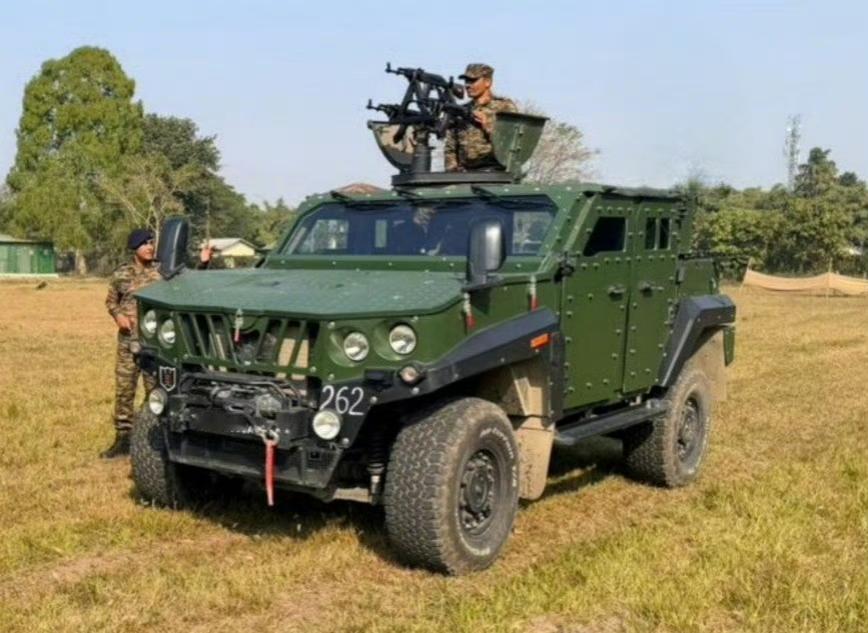 印度的轻型机动防空车VS我们的轻型机动防空车！印度轻型机动防空车主要聚焦