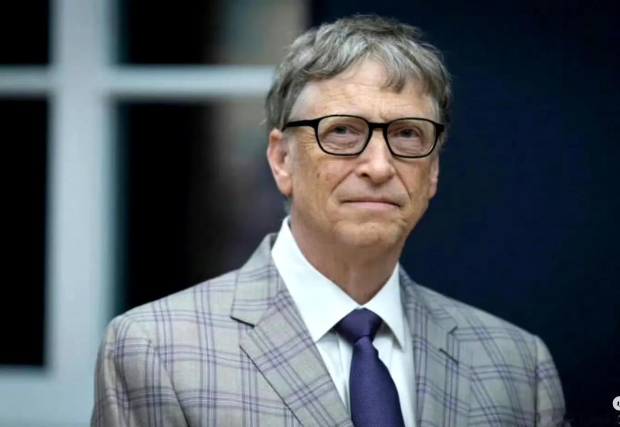 比尔盖茨捐出几乎全部财富，搞半天原来是把1000亿美元捐到自己的基金会啊，我还以