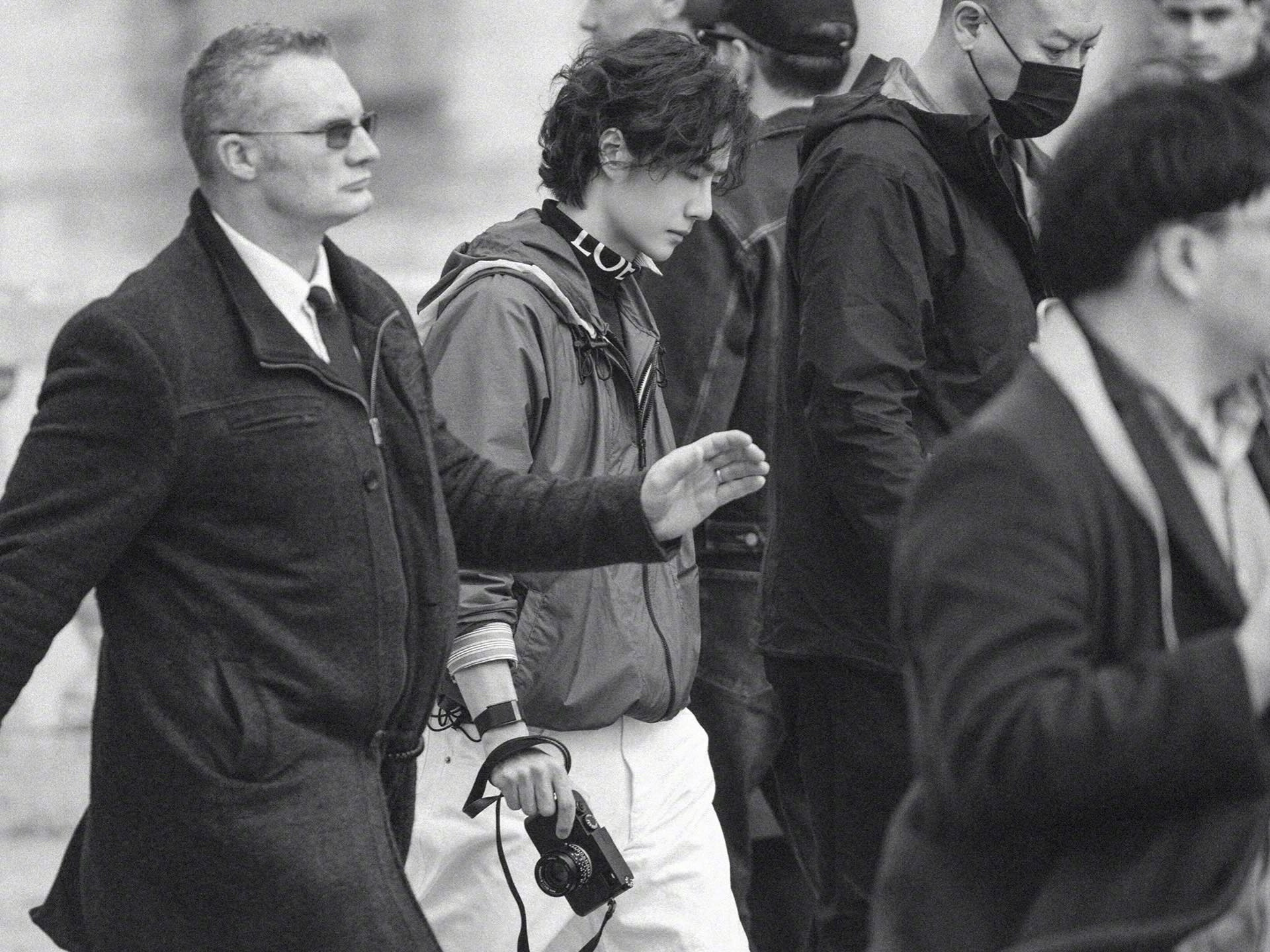 王一博×LOEWEF/W2026.时装周摄影师ChenYin镜