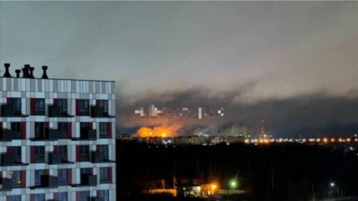 泽连斯基话音刚落，俄罗斯挨大规模轰炸，乌克兰这次闯大祸了当地时间12月9日，