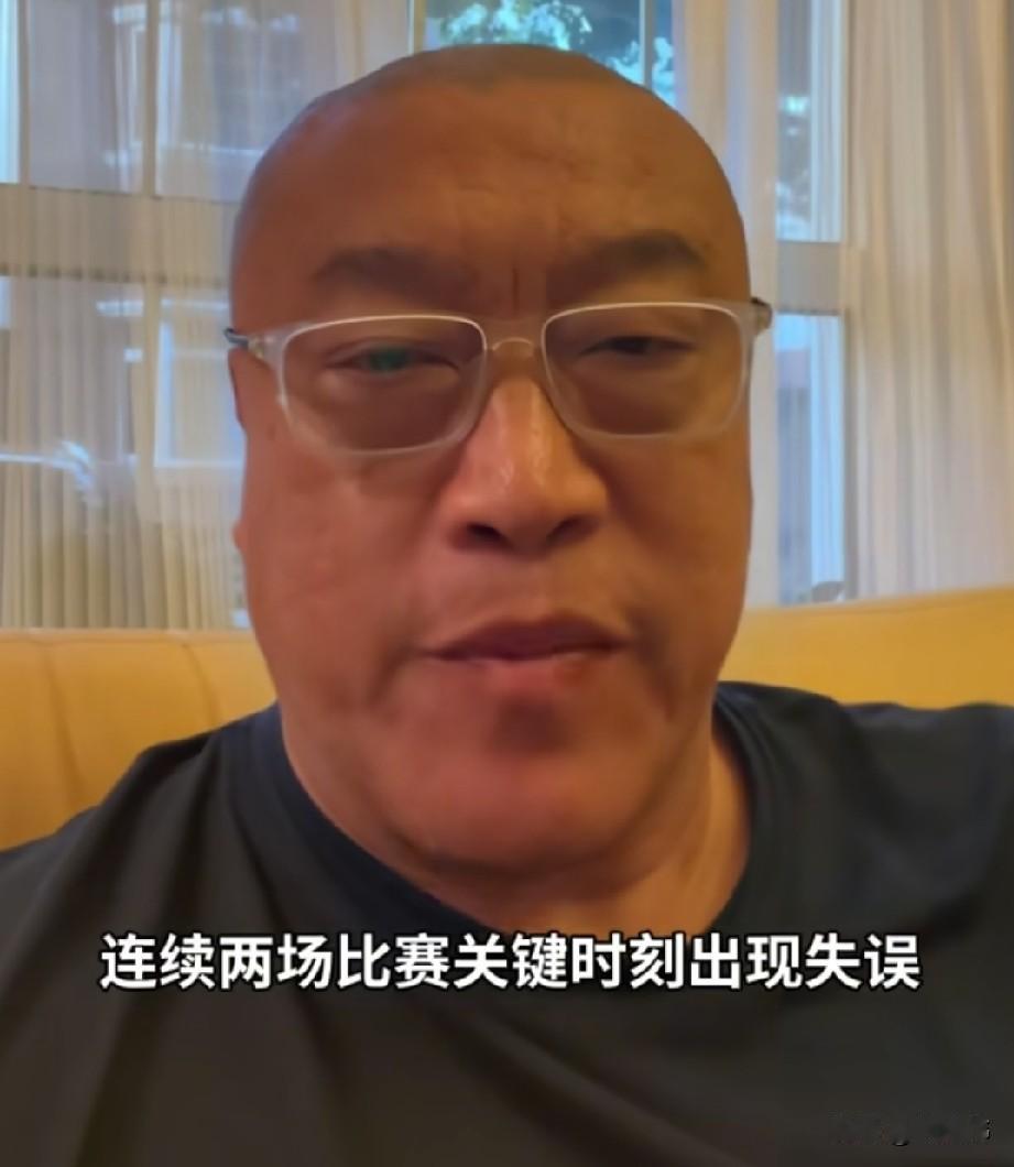 你觉得呢？马健谈文班亚马：“文班亚马啊。”“连续两场比赛。”“在关键