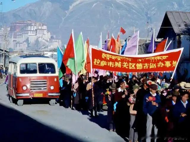 1984年的西藏拉萨，摄影：兰波