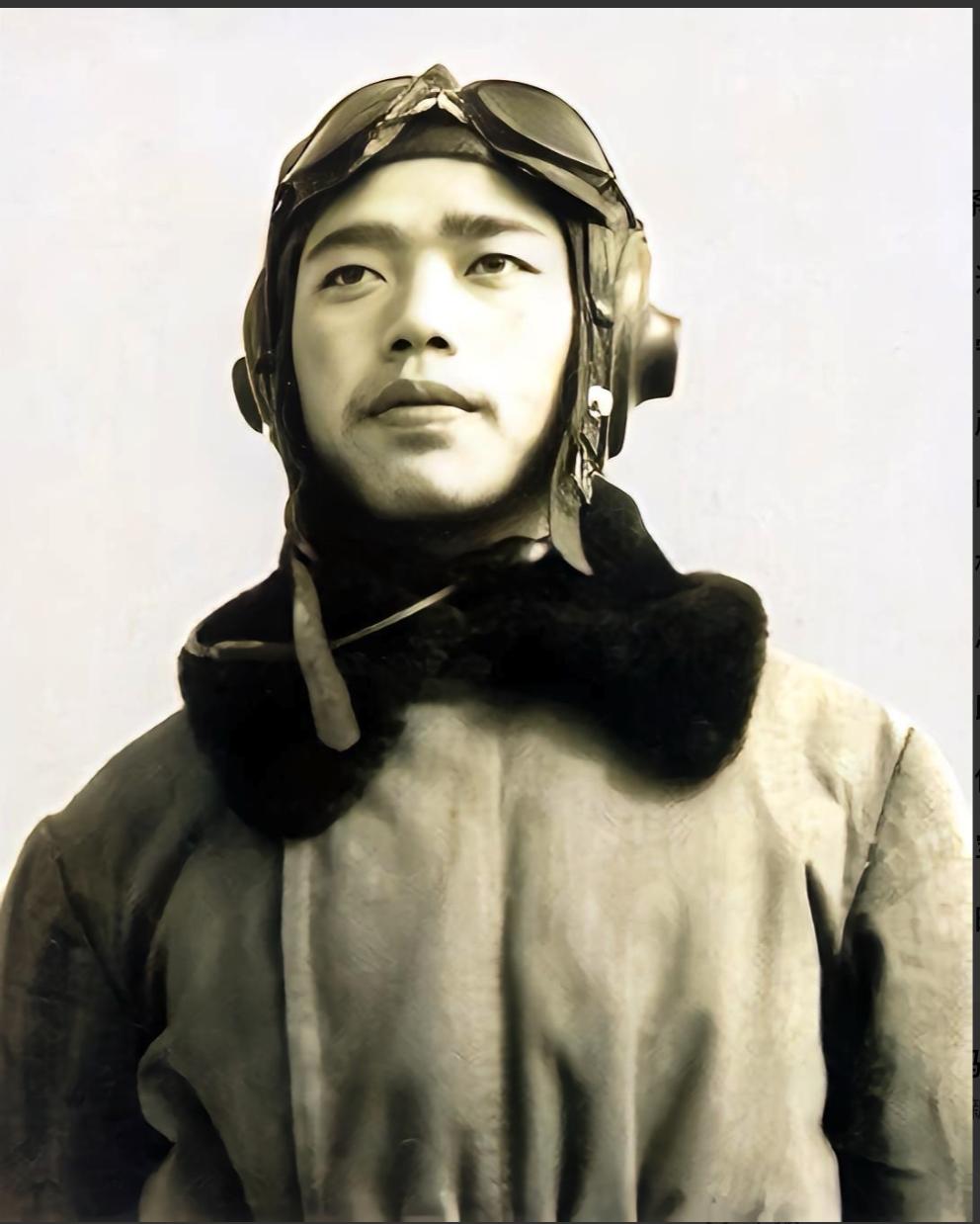 1952年，王牌飞行员赵宝桐恋上女记者，空军司令刘亚楼却下令：彻查她身份！1