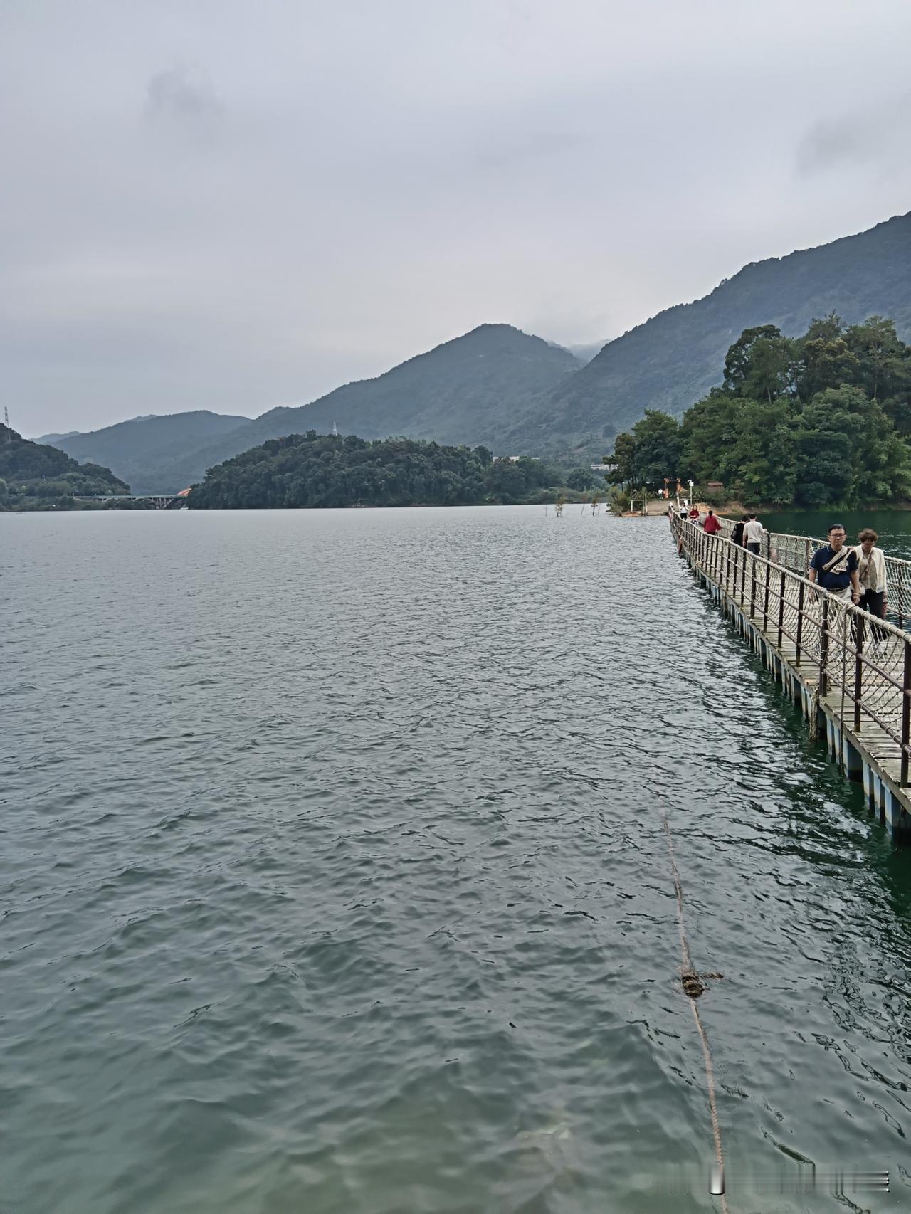 广州地铁14号线能不能延长至流溪河森林公园旅游区一带？广州从化经济发展比较差