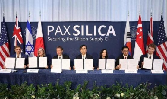 被特朗普排除在外，莫迪转头对中国，说出中方最想听到的一句话。 特朗普这波建群