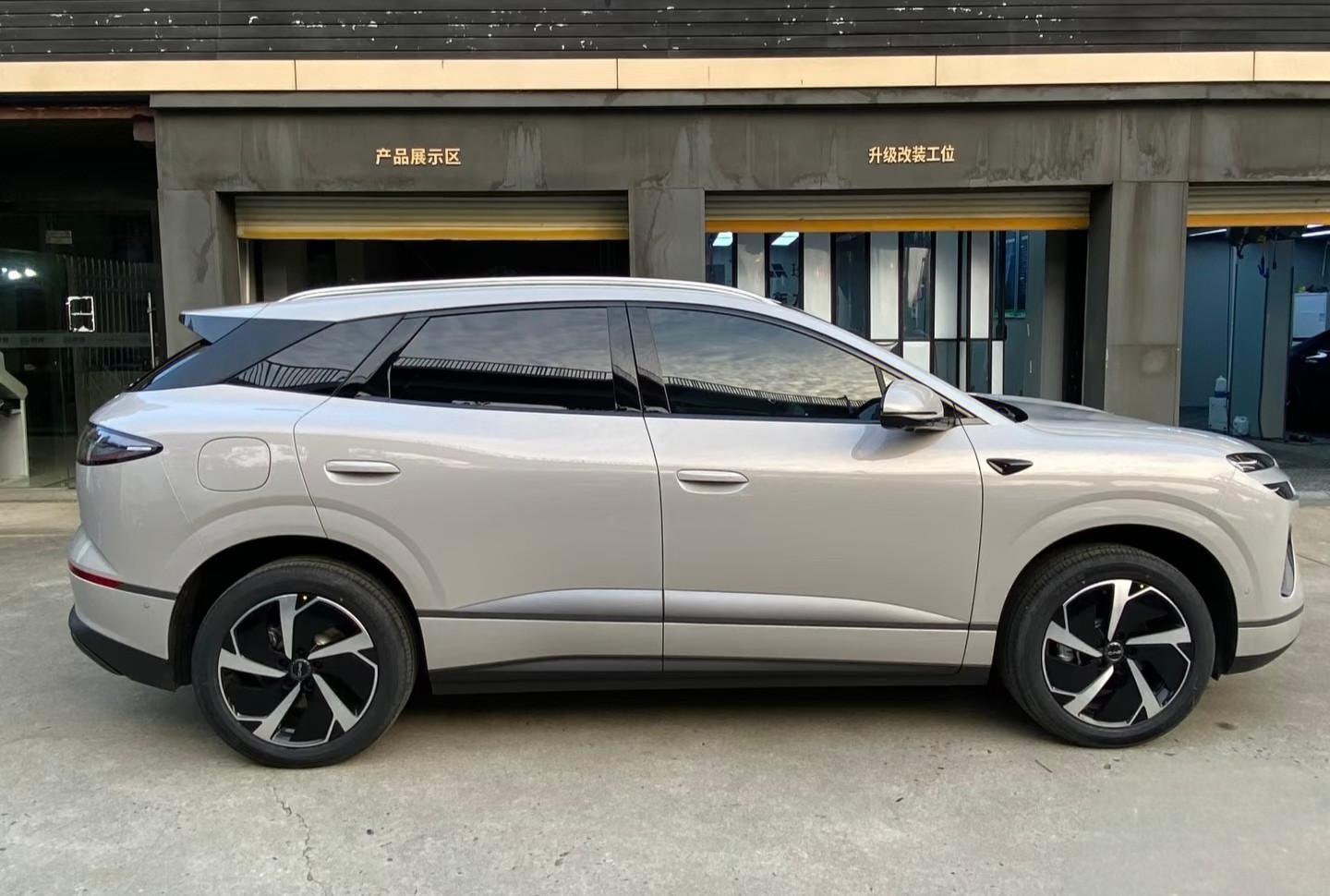 各位各位，今天详细去体验了一番，真的是震撼到了！各方面数据是我从比亚迪那边了解到