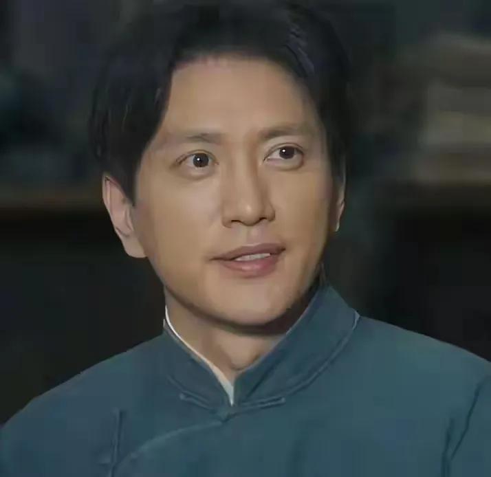 《好好的时光》王仁君饰演方亮，长的周正帅气有亲和力和靳东相似最近追《好好的时光