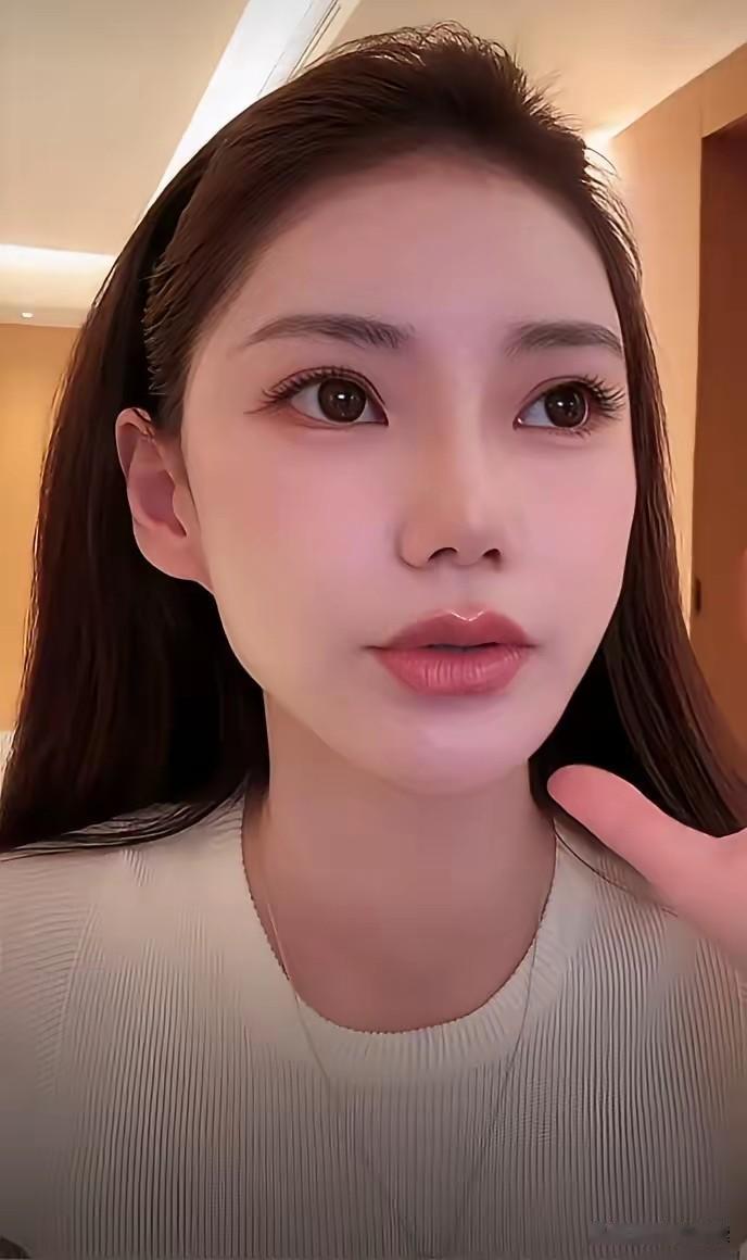 果然马筱梅变得娇气了大家听说了吗马筱梅因为倒时差半夜睡不着觉了居然