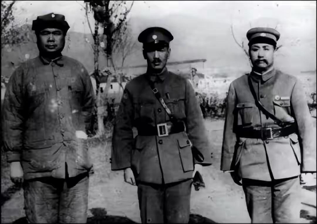 王耀武为什么在抗战胜利后就被边缘化了？常凯申用人，讲究黄、陆、一、浙，重要性
