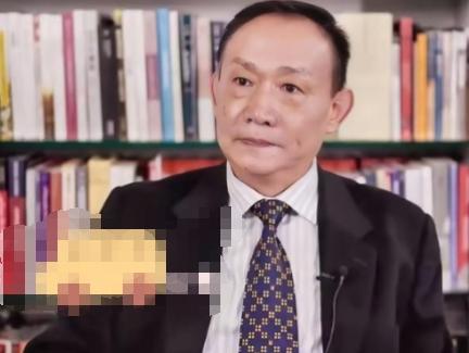 国家这次反着来！以前，有些人玩的都是"先走人、再脱身"的套路：悄悄把老婆孩子往国