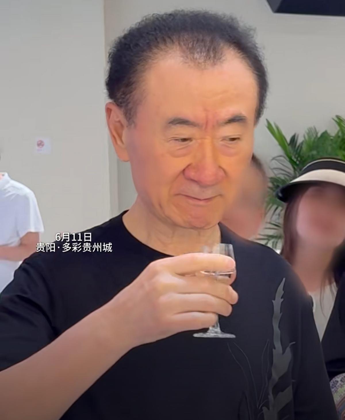 曾经风光无限的四位地产大佬，现在今非昔比！许家印：无期徒刑。王健林：卖万达还债