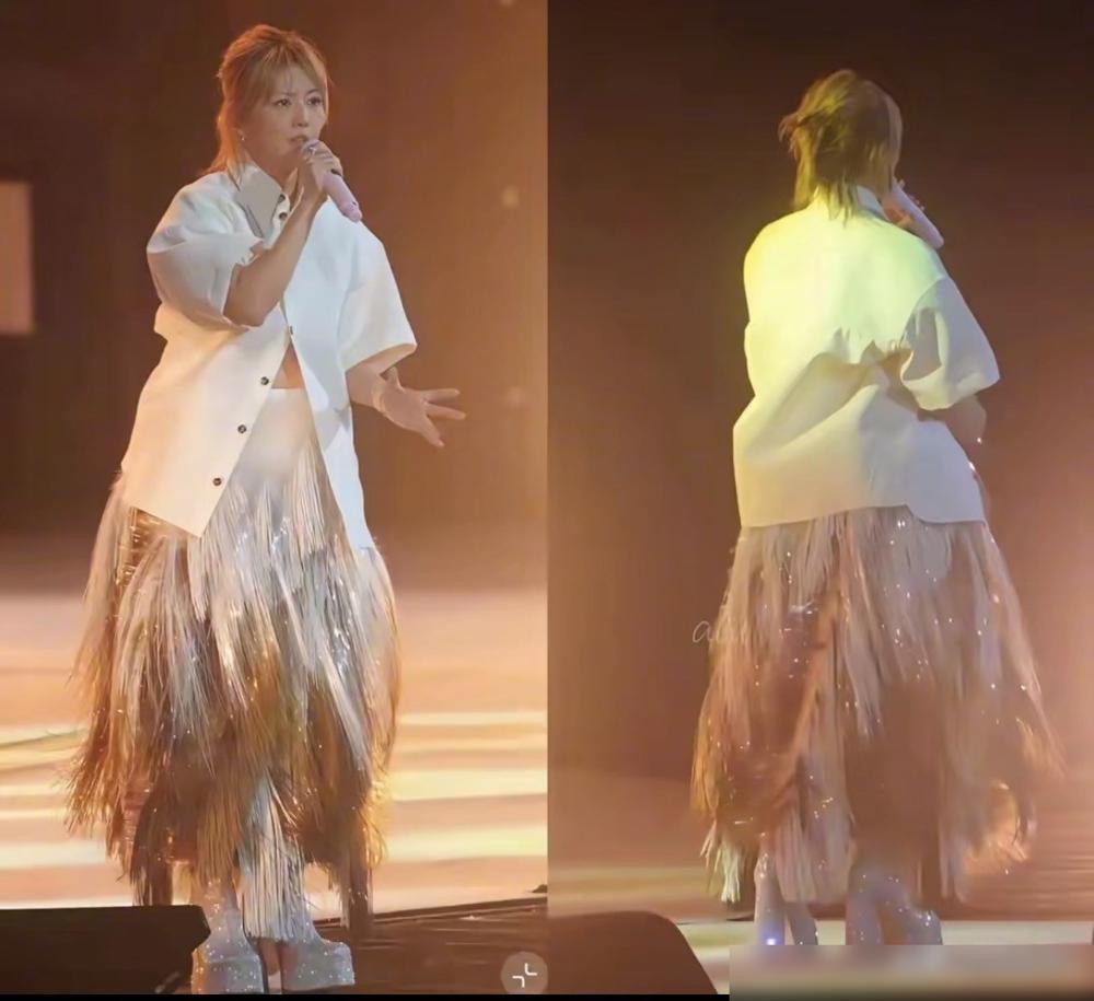 孙燕姿造型团队吃回扣了？一套“蟑螂翅膀”让她胖20斤，扒了下设计师，竟和陈奕迅当