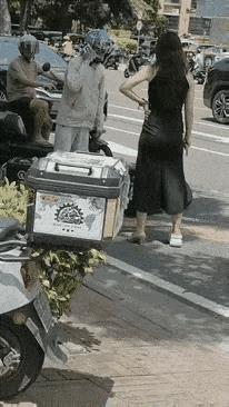 小仙女为了自己任性付出了代价[无奈吐舌]