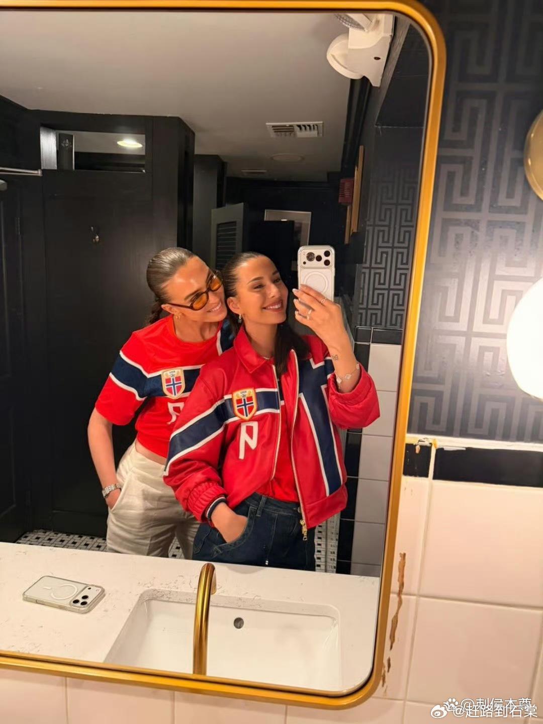 哈兰德女友跟索尔洛特的老婆在球场玩儿嗨了，问题是索尔洛特都没去训练，哈兰德跑哪儿
