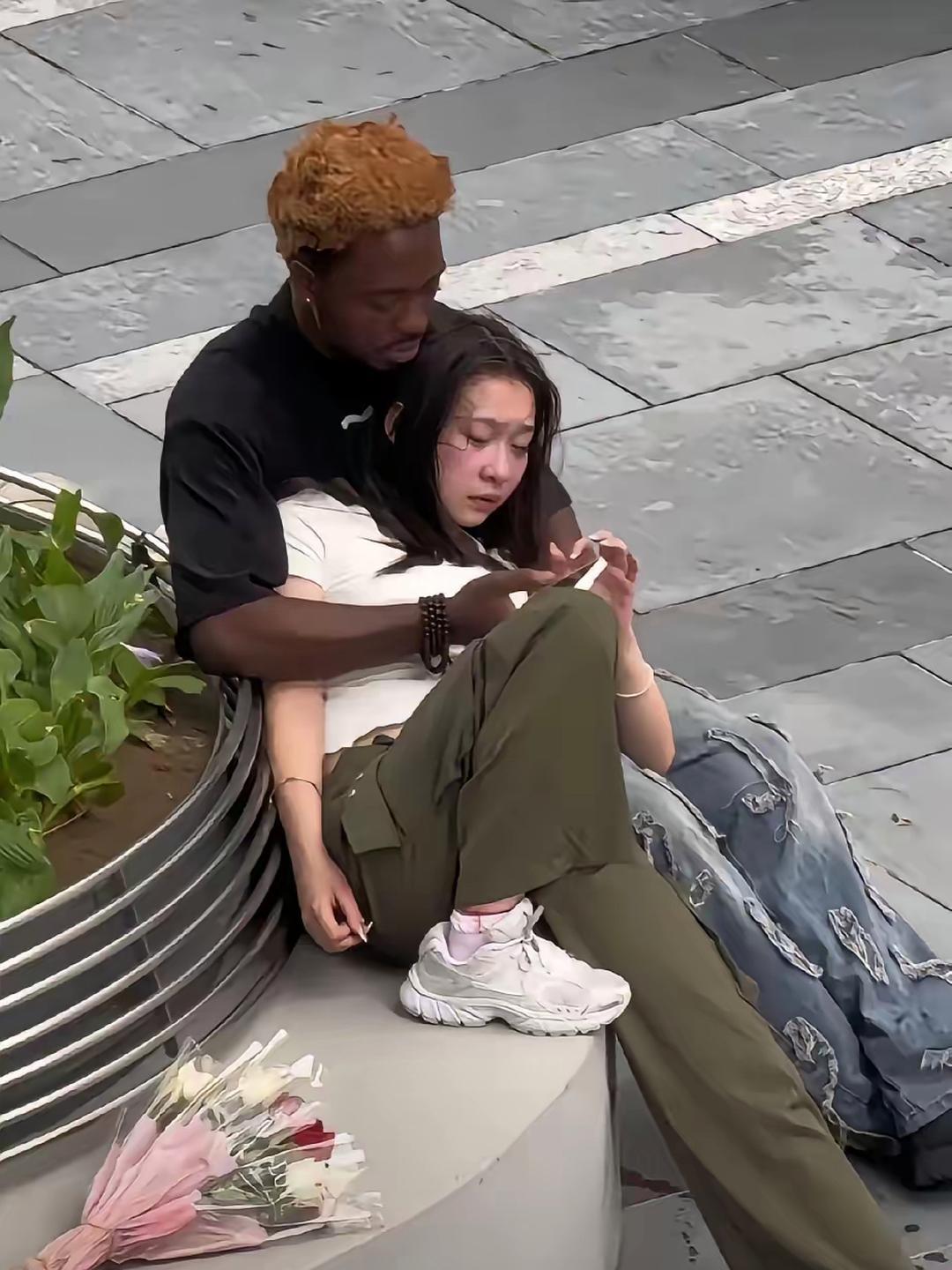 这是被感动哭了吗