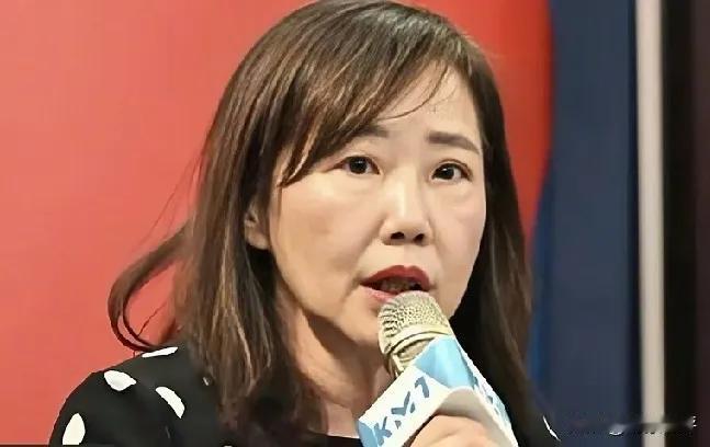 台湾icon政坛，时下最聪明的女人出炉。这个最聪明的女人是谁？是尹乃菁i