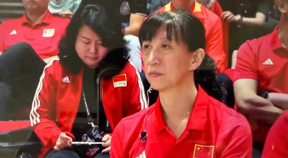 为什么不少人会对排管中心主任赖亚文抱有较大敌意？单就选帅这件事来说，所谓“辽宁帮