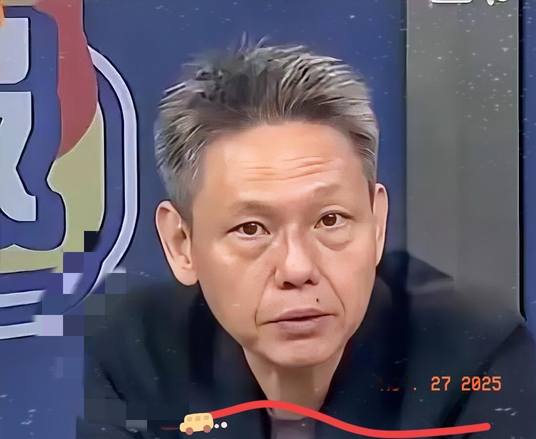 你们知道中国大陆这两天在干什么吗？他在给全国的退伍军人制发预备役人员证。那大陆这