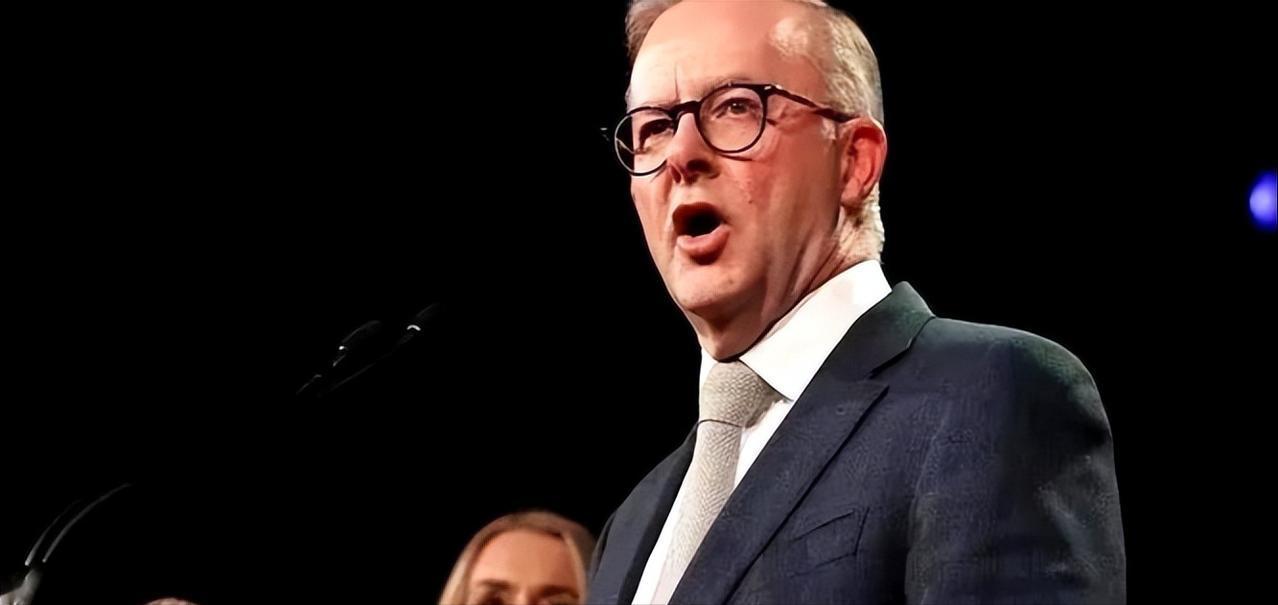 澳大利亚这变脸的速度，简直比川剧还精彩！前脚刚要把达尔文港强行收归国有，后脚一封