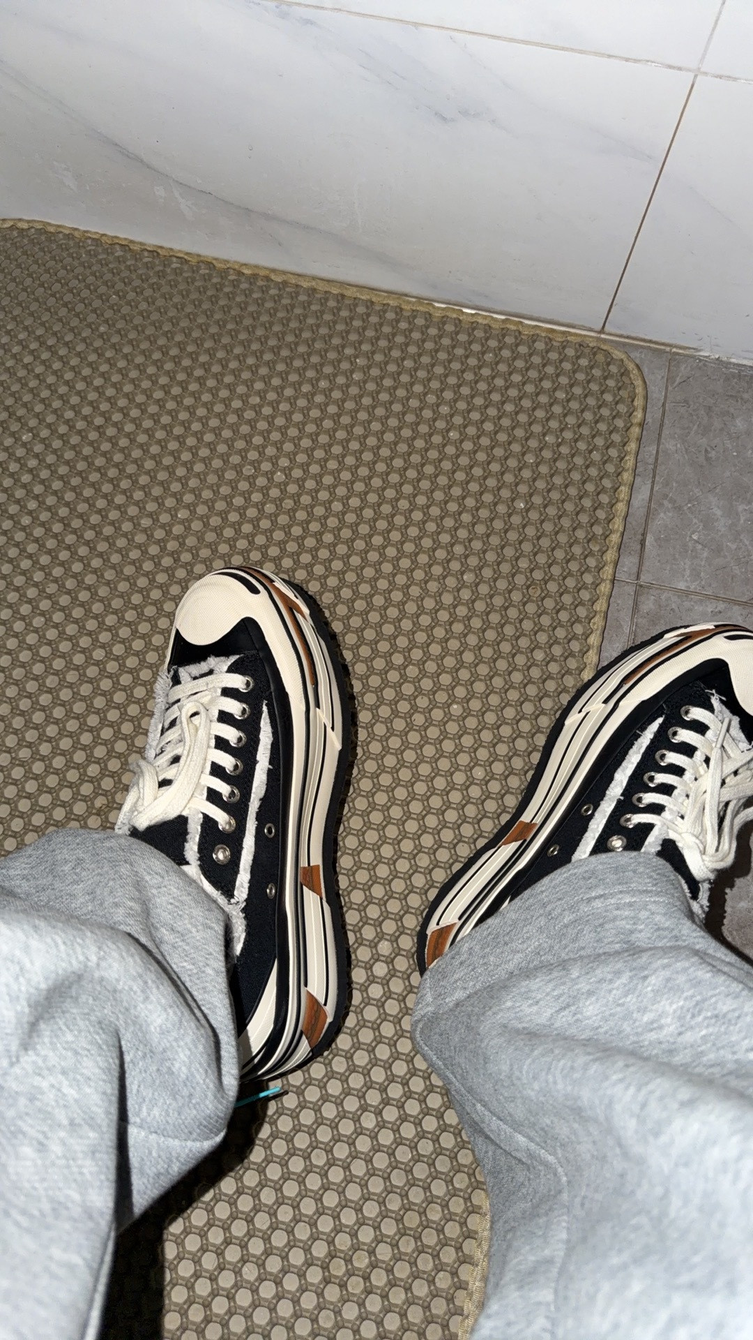 增高鞋确实是好东西除了运动我要焊在jio上了