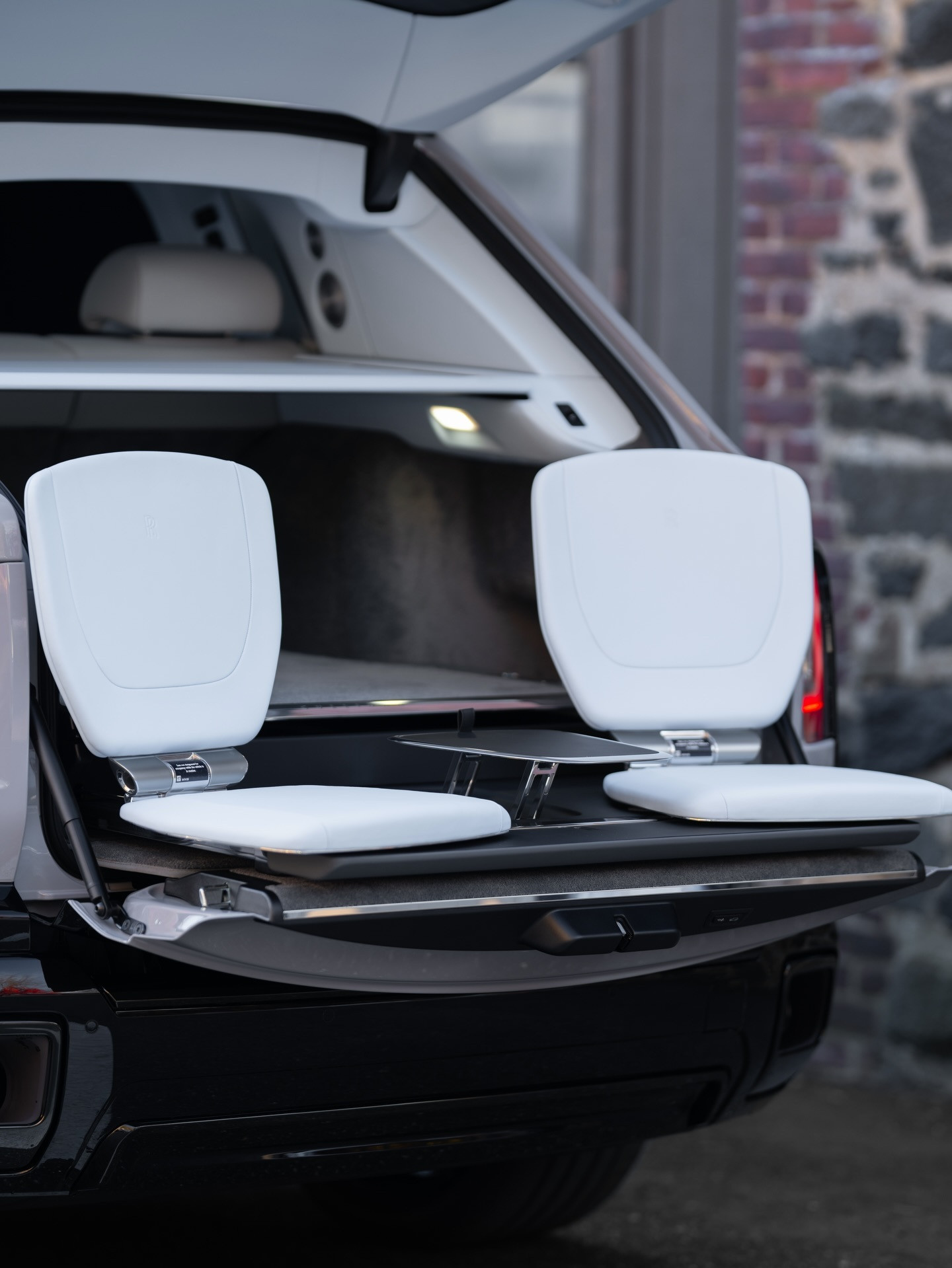 Rolls-RoyceCullinanBlackBadge劳斯莱斯劳斯莱斯