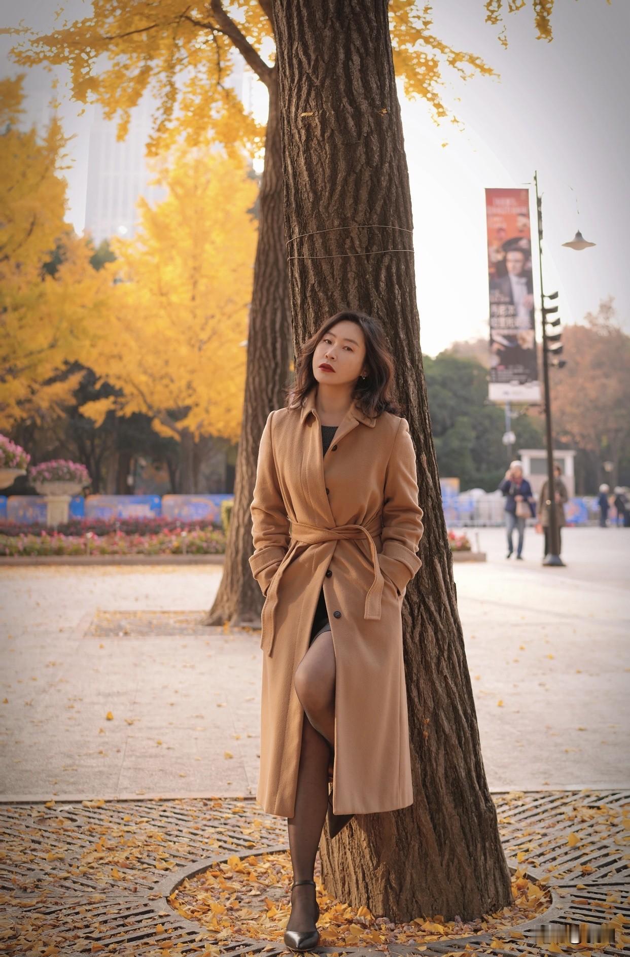 女人,是美貌重要,还是气质重要?气质是内在修养的外在体现，更能经得住时间考验。