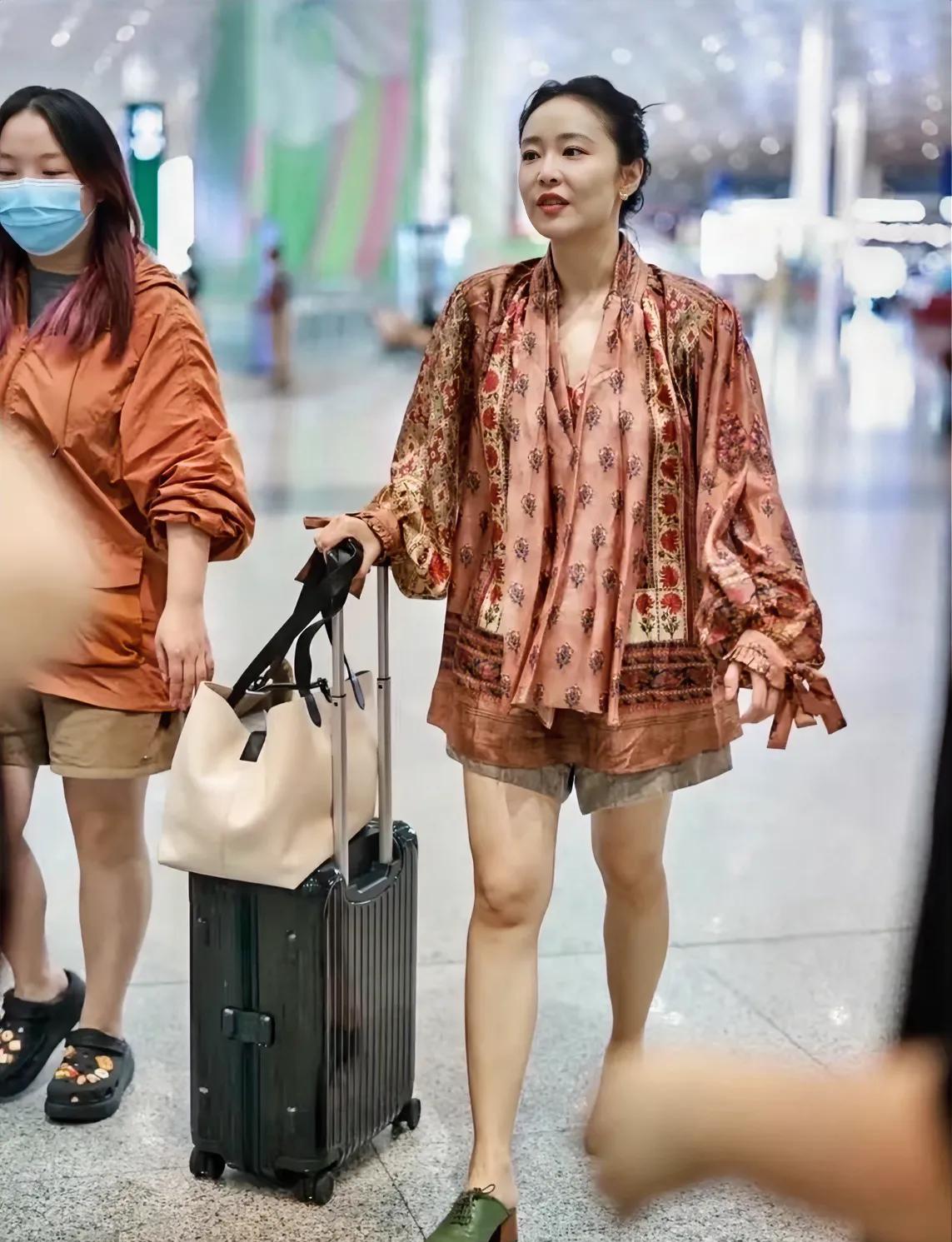 大嫂不高冷的时候，还是很可爱的！
