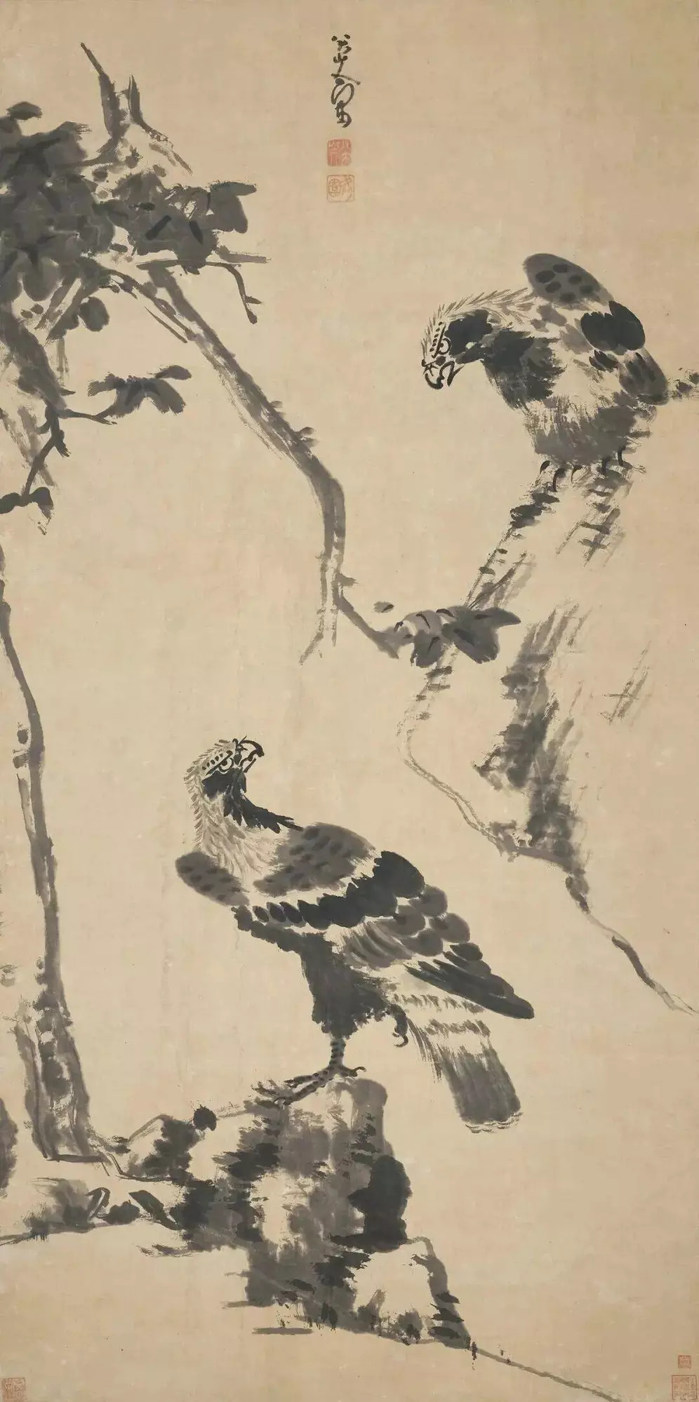 八大山人《双鹰图》，水墨纸本立轴，183x91.5cm。双鹰立于高低两块
