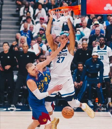 2分就够！戈贝尔压制约基奇！G2的比赛，戈贝尔全场就得到2分7篮板2抢断。