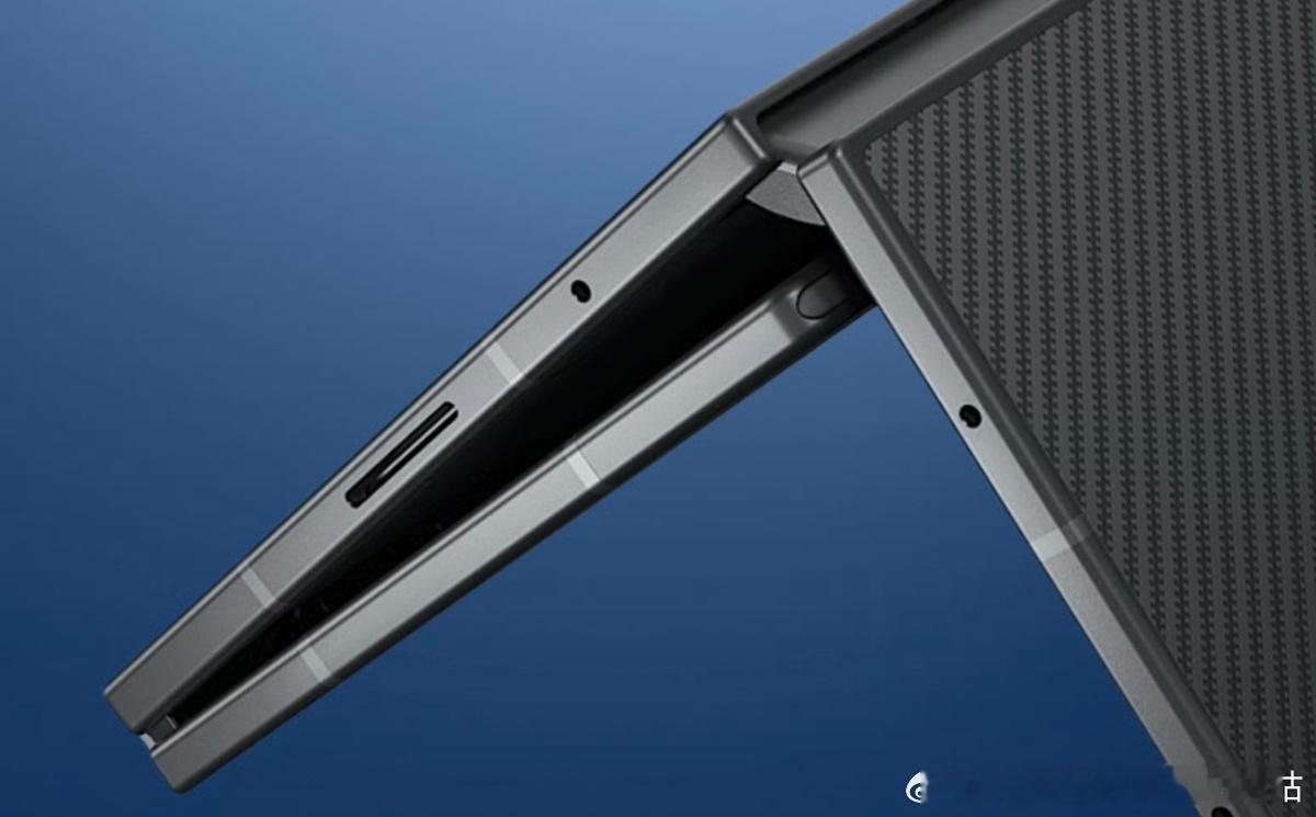 三星这玩意叫G形三折叠，就是柔性屏幕全部在内部的三折叠，在合上状态下所有外露的部