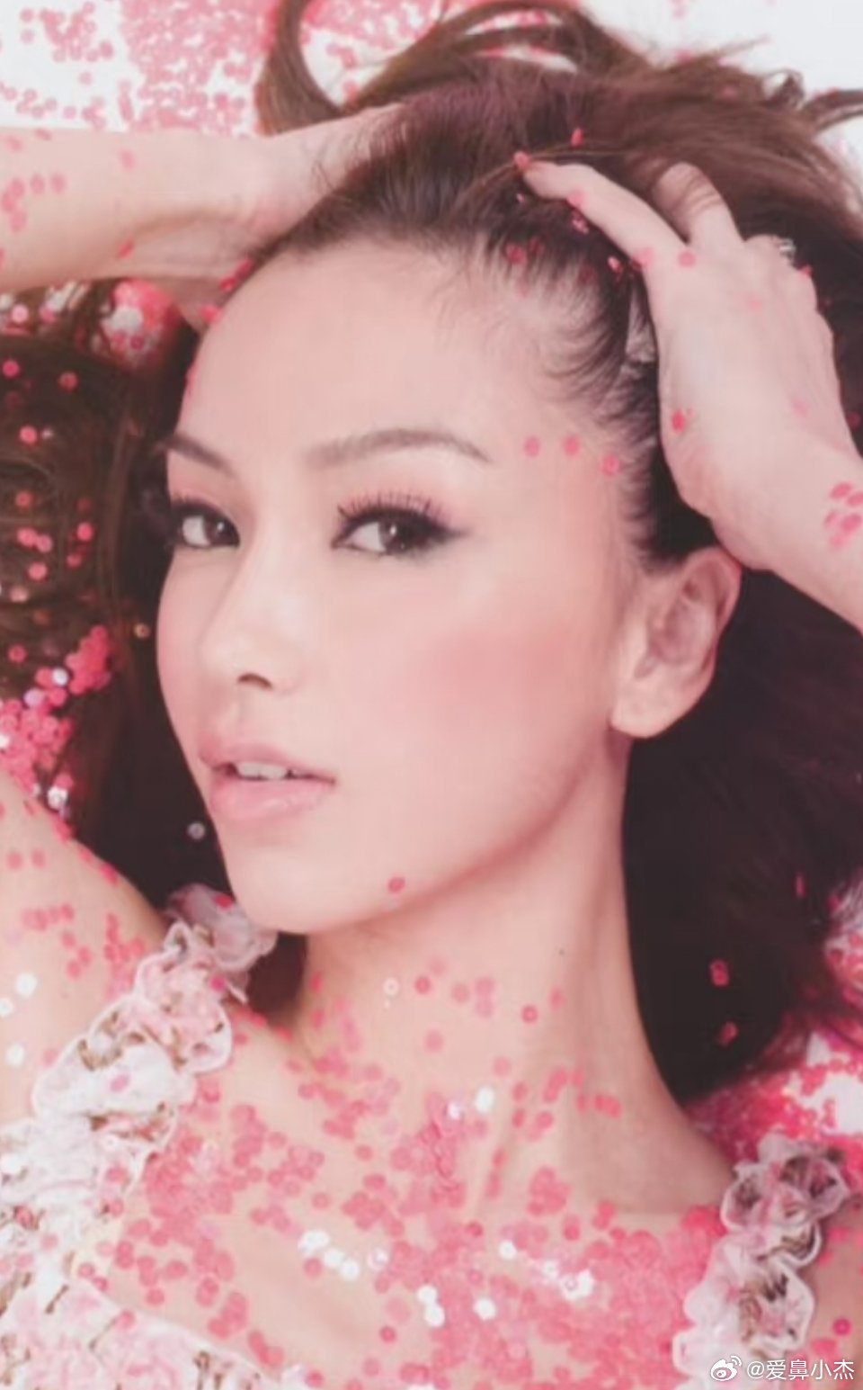 angelababy|杨颖祝大家女神节快乐