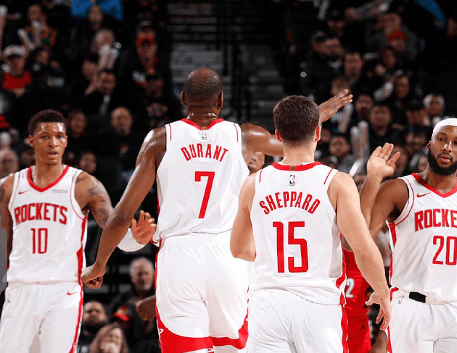 目前看托底看申京，上限看阿门，不行还得刮参照时期，杜兰特单挑很强，但是不能