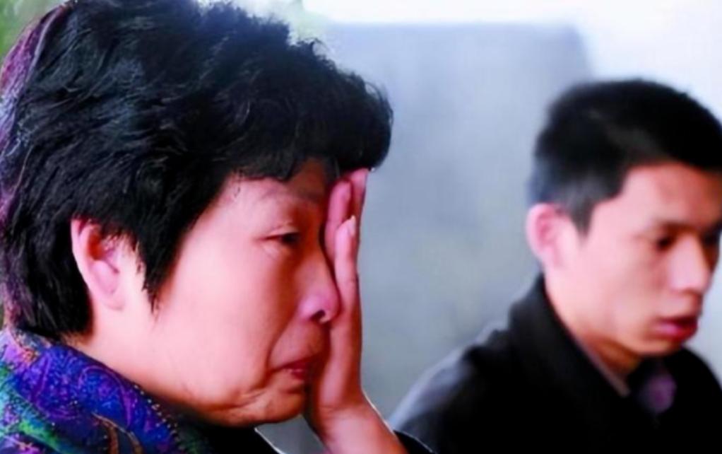 [点赞]2008年河北女子张建霞瞒着父母，割下69%的肝救公公，3年后遭婆家嫌