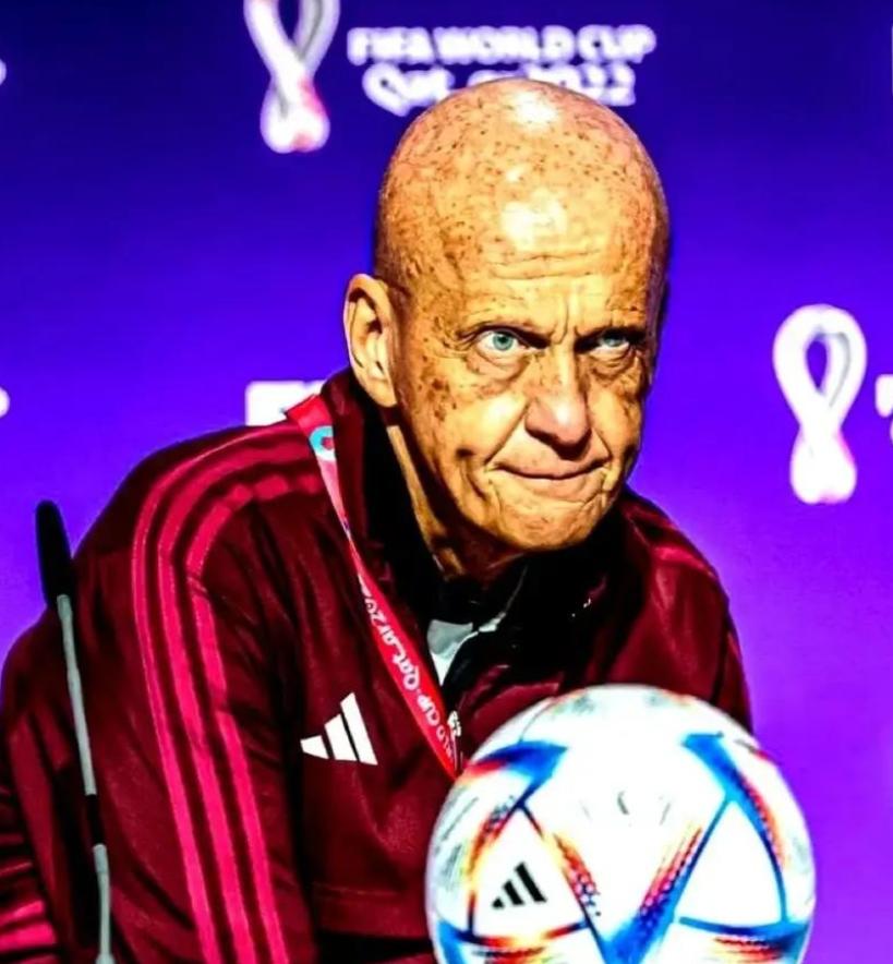 点球补射早就该取消！世界名哨的提议，戳中所有门将的痛点。主要信源：（扬子晚报