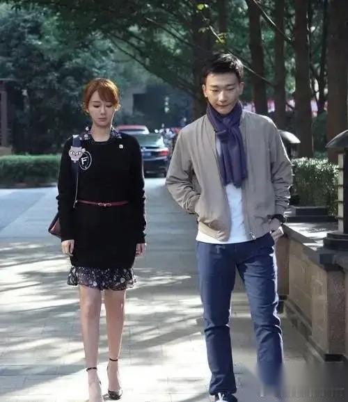 看《欢乐颂》，有一点始终看不明白，邱莹莹明知道应勤有“处女情结”，早已不是童
