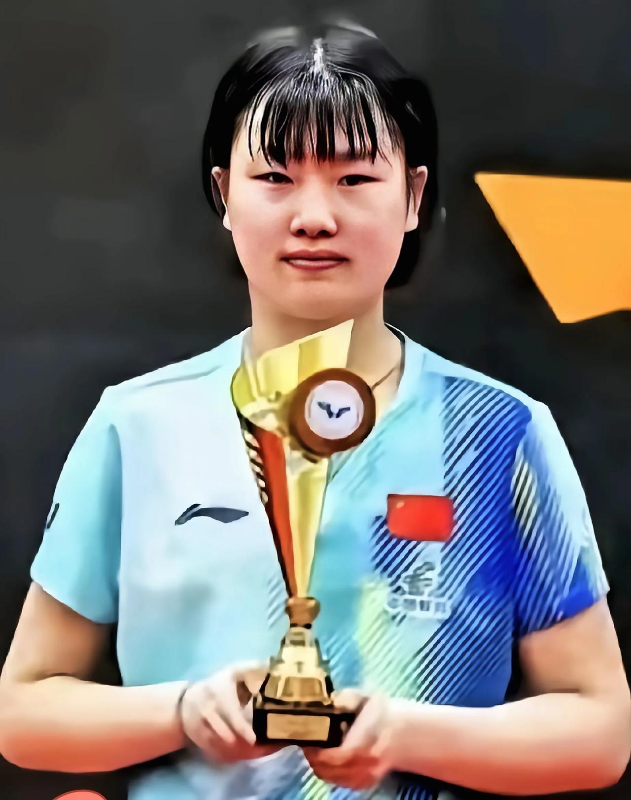 最狠的不是赢是赢了后那张脸，张本美和夺冠15岁小姑娘拿三连冠当张本美和在重庆夺