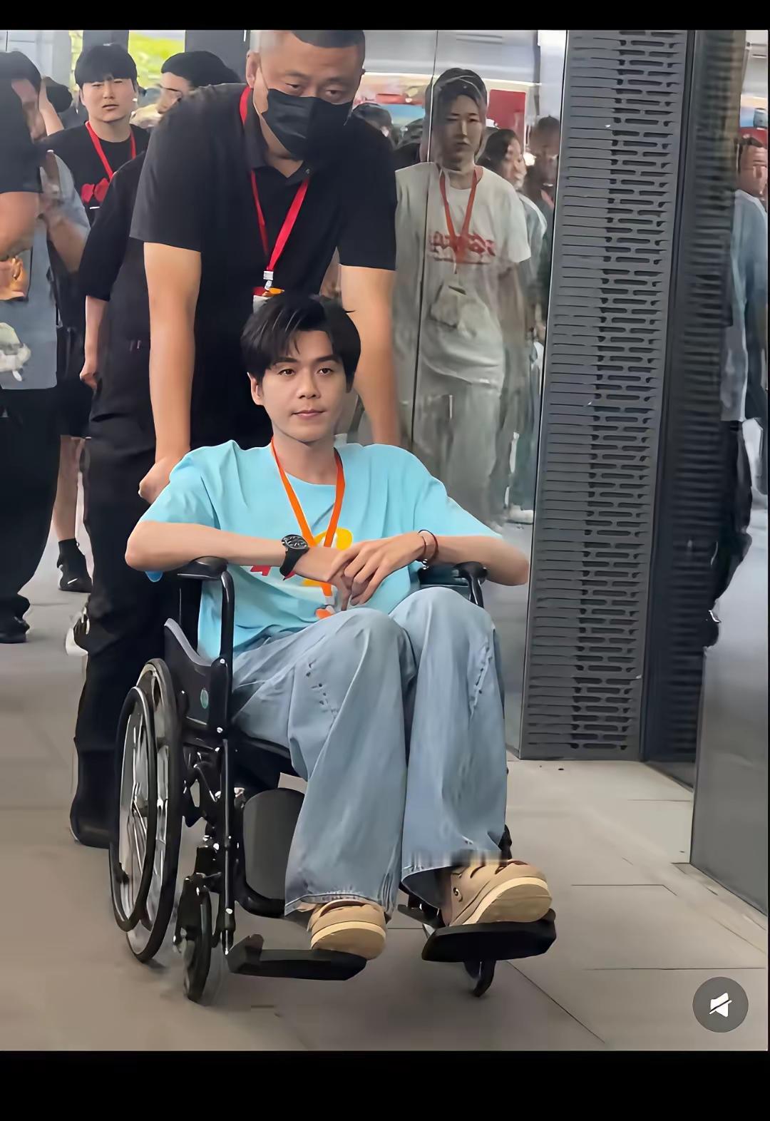 认不出！唐艺昕老公状态大变😯完全不敢认！唐艺昕老公近期状态反差太大，