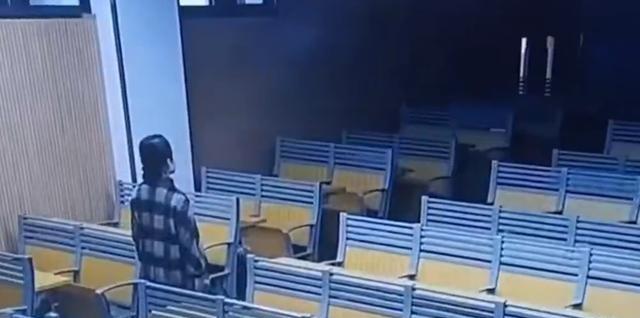 难怪中方电子对抗能力厉害，国防科技大学这一监控画面说明了一切！你知道吗，中方