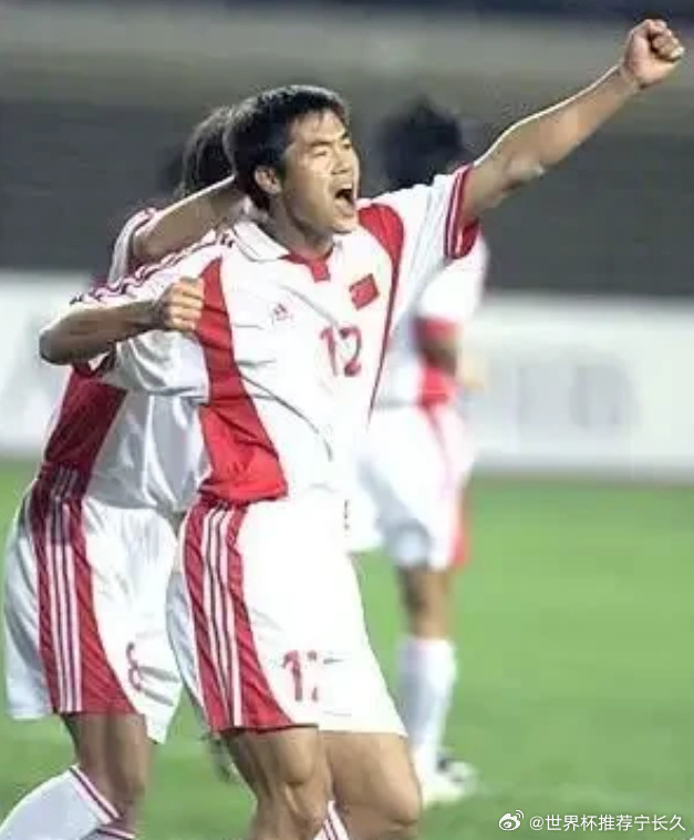 黎兵、宿茂臻、谢晖三大著名高中锋，职业生涯谁的成就更高？黎兵：甲A联赛出场204