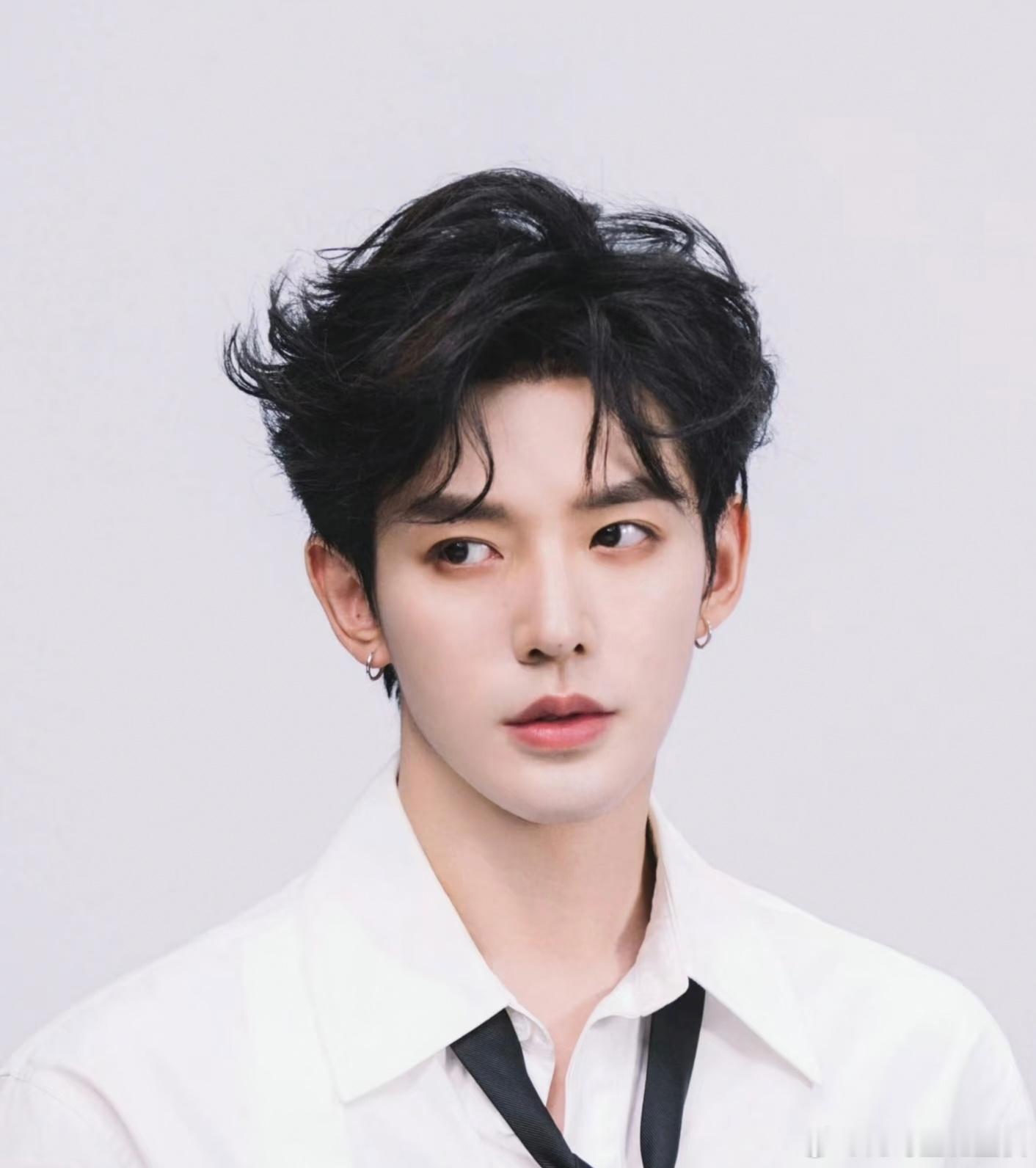 颜值这块，邓为确实🔝