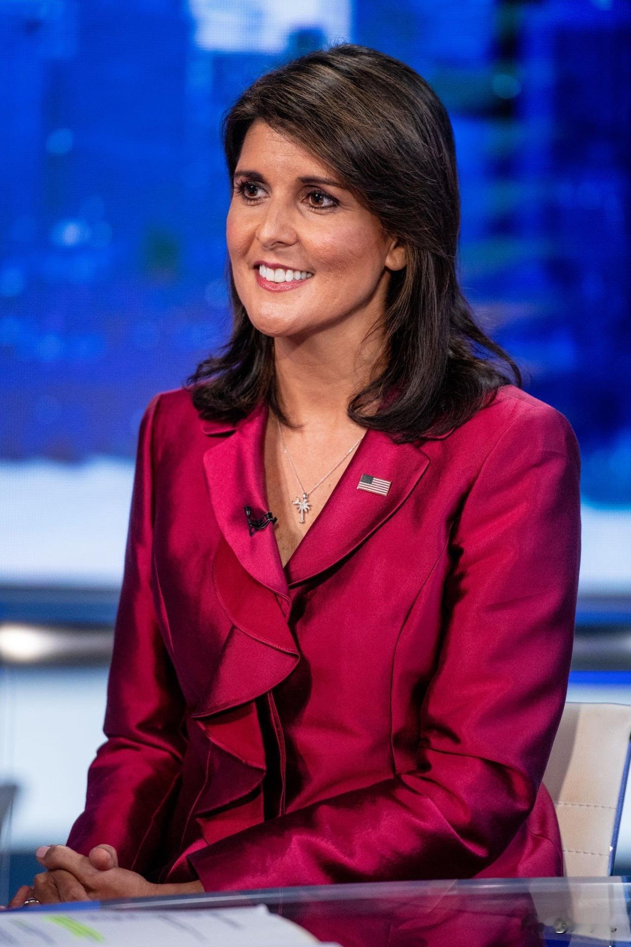 美国前驻联合国大使尼基·黑莉今天发文说：“伊朗从中国购买导弹，这鲜明地提醒我们，