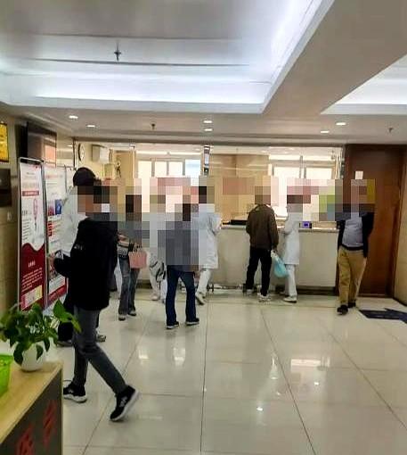捐精捐成勒索对象，这事儿你听说过吗？一个女护士拿着B超单，对一个每月捐精三次的