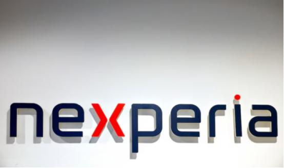 荷兰现在收场难了。路透社最新的报道说，白宫准备救场，让中国封装工厂即将发货。