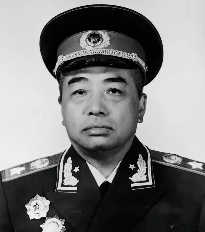 十大元帅排名藏深意！彭德怀稳居第二，无人能撼动，只因一项纪录全军独一份熟悉