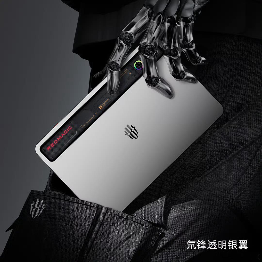 红魔电竞平板3Pro不错不错，又一款小平板来了，9英寸，不得不说，打游戏还得是小